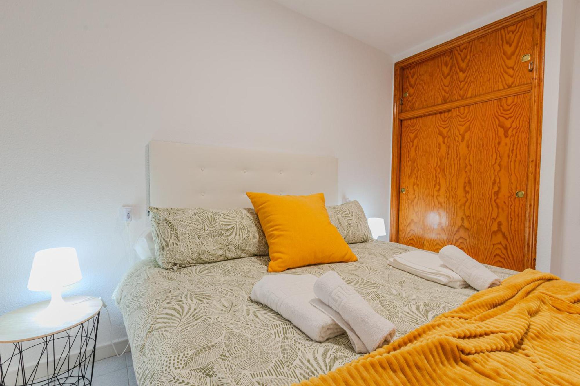 Menabrea Holiday House Near The Beach And Airport Santa Pola Extérieur photo